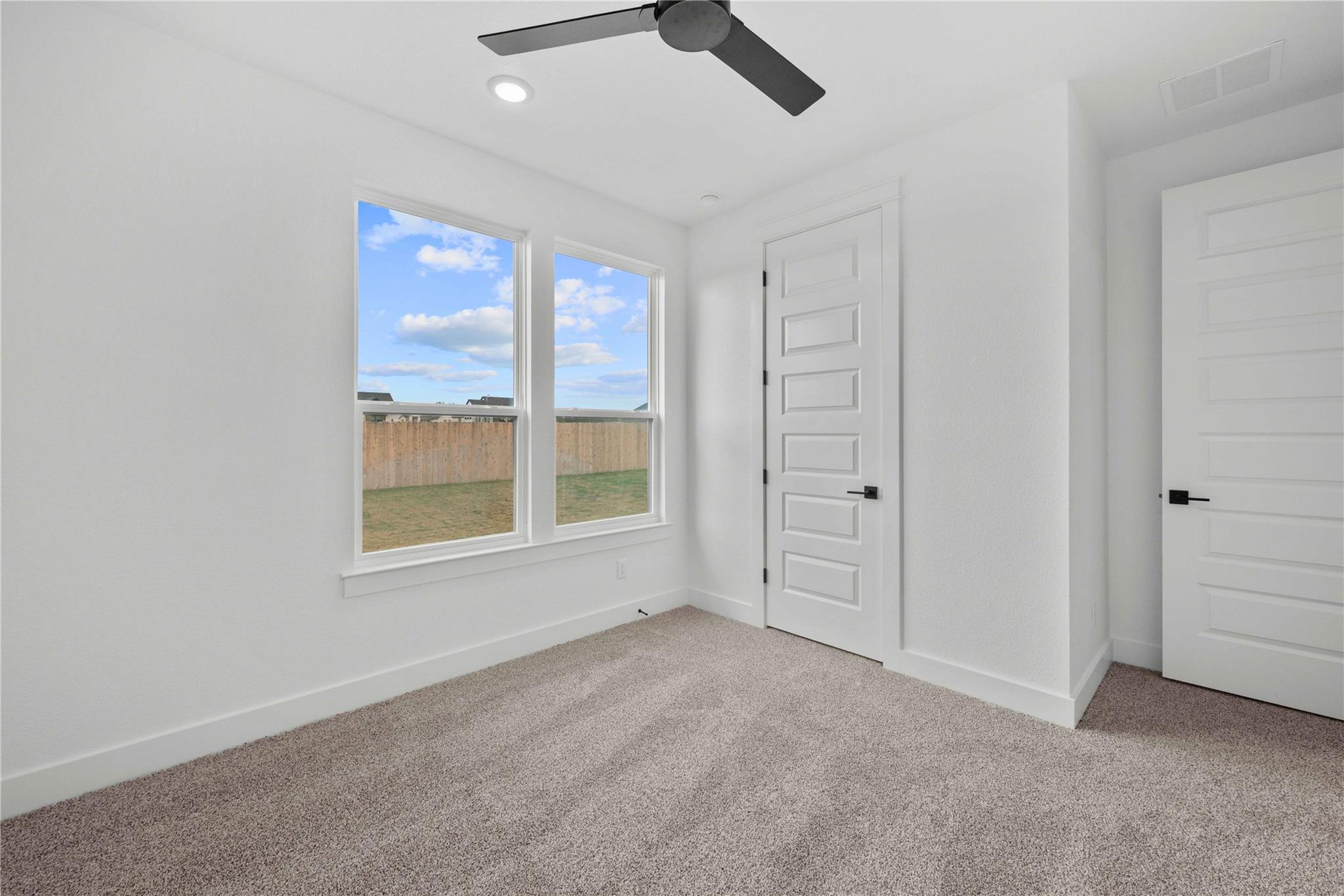 6775 Kings Mill Dr Property Photo 24