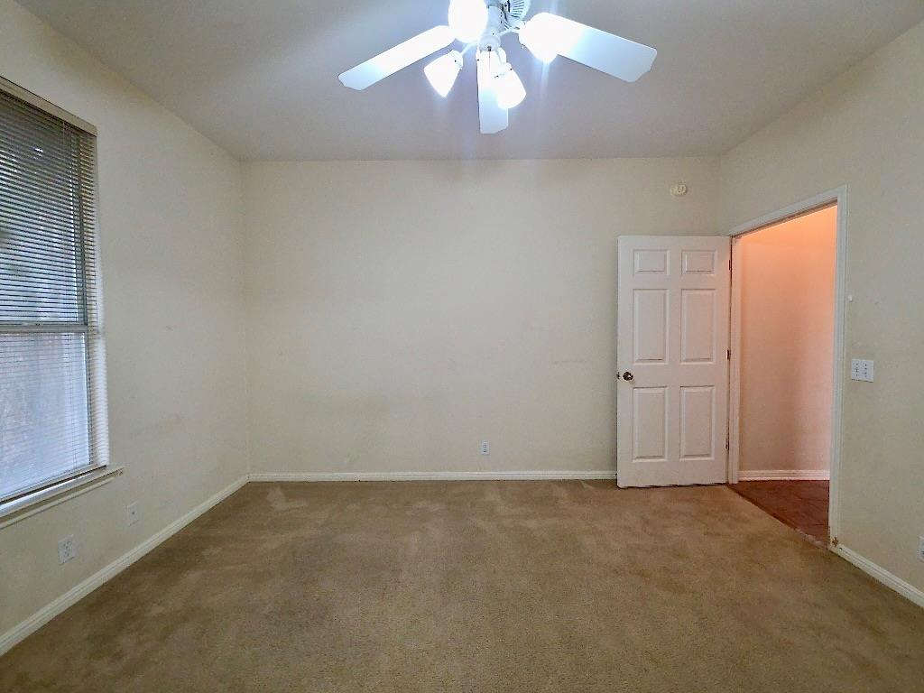 1103 Seton Hall Ln Property Photo 13
