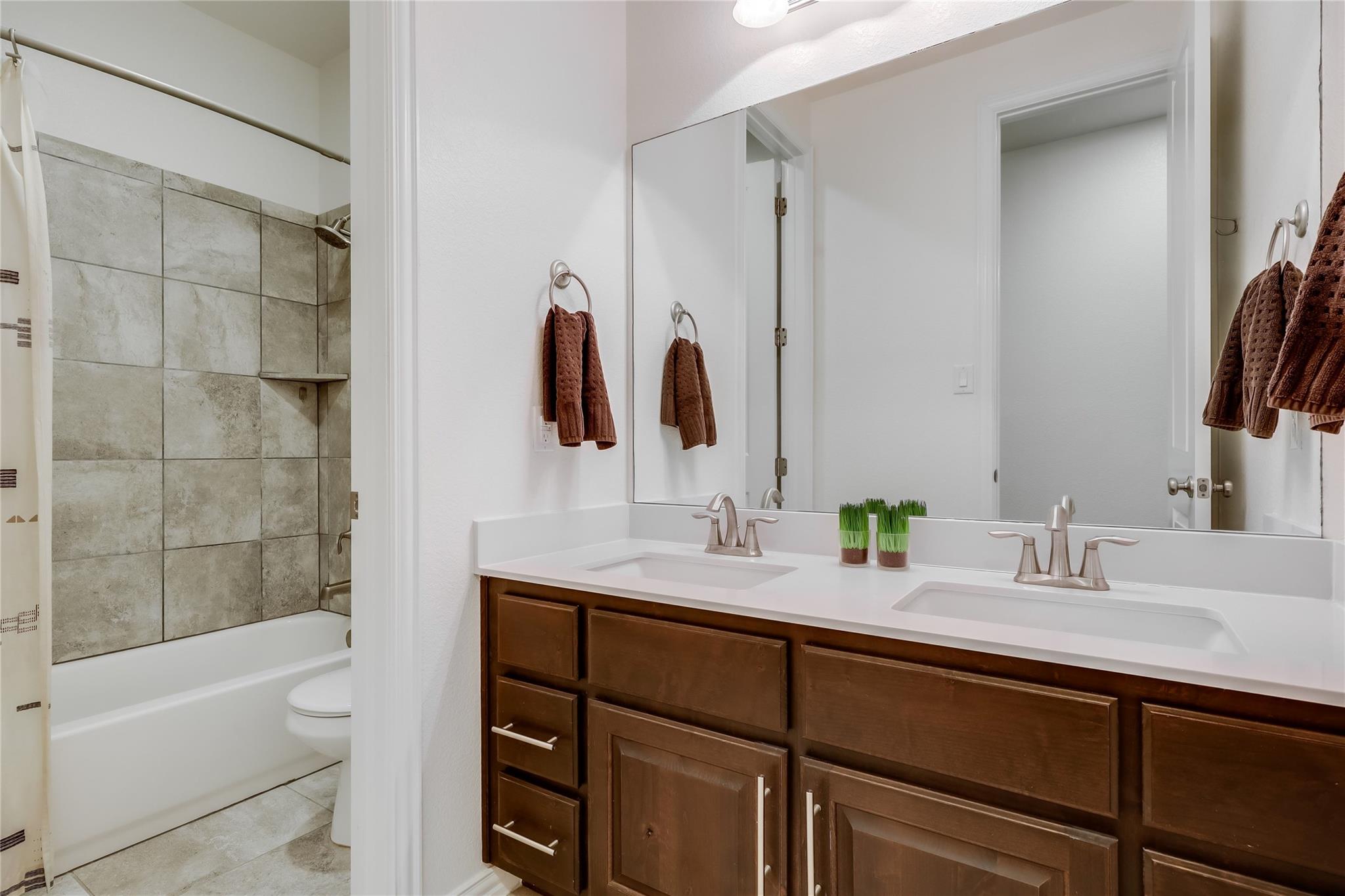 22207 Cape Travis Bnd Property Photo 22
