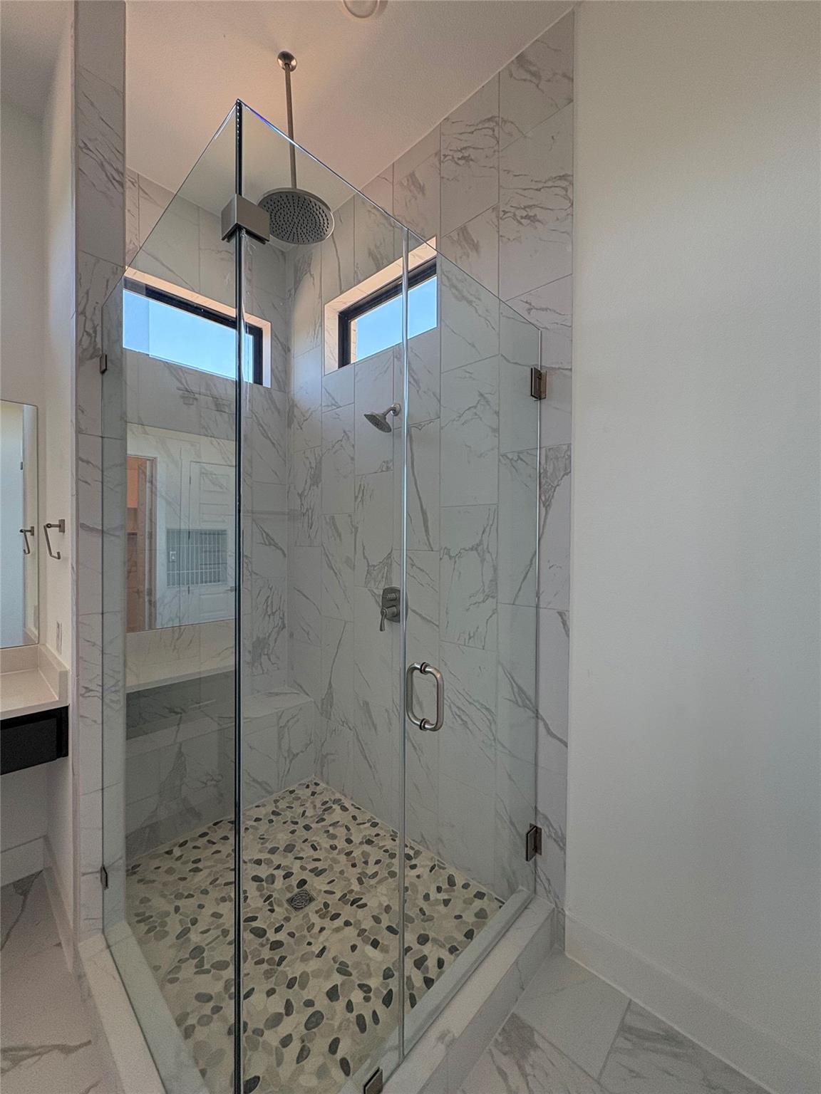 18808 Hopper Ln Property Photo 8