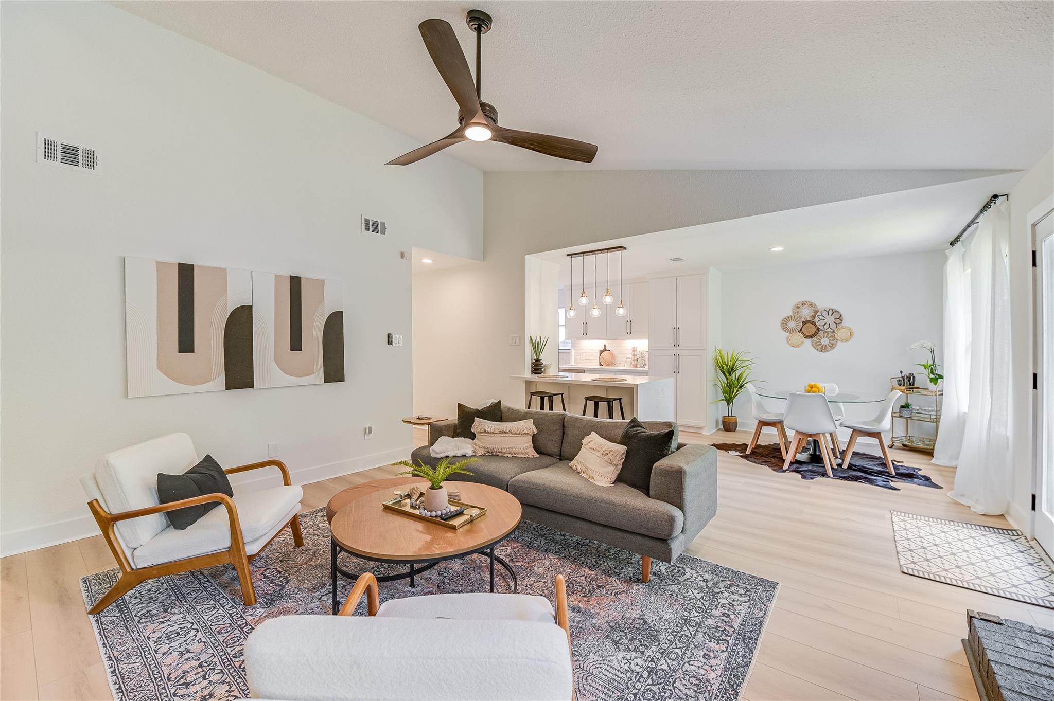 2600 Piping Rock Trl Property Photo 3