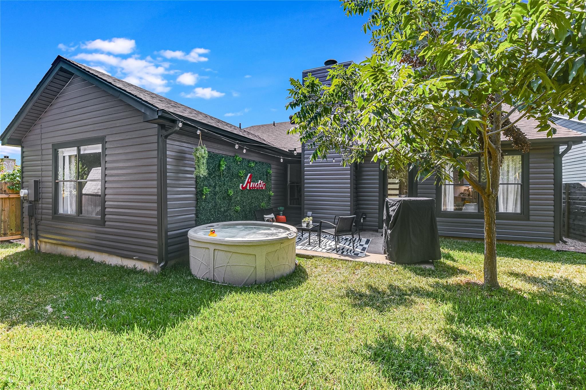 2600 Piping Rock Trl Property Photo 23
