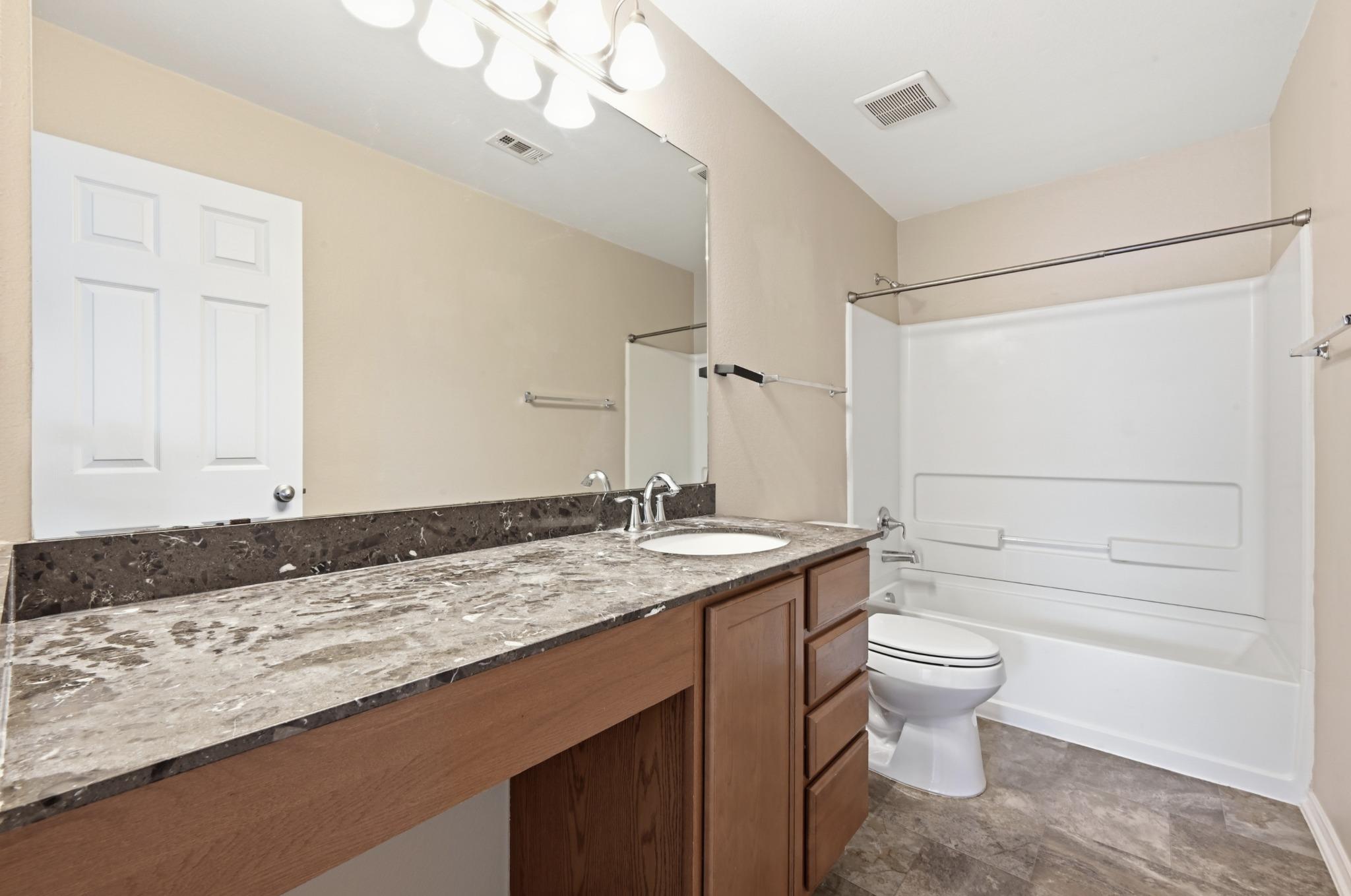 181 Cushman Dr Property Photo 23