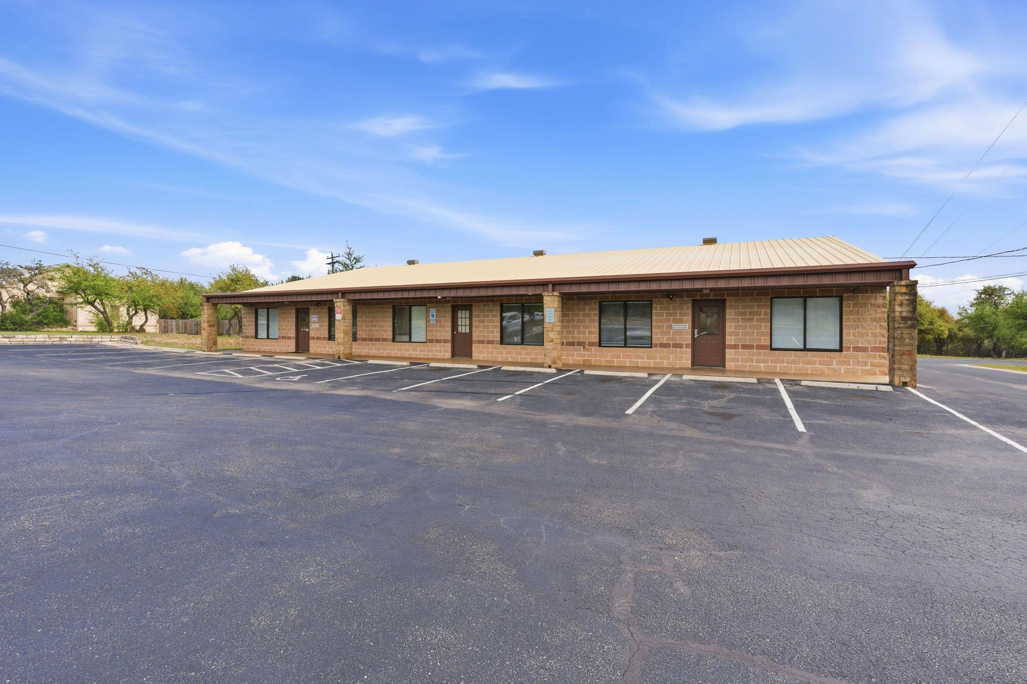 2100 E Highway 290 None #a Property Photo 2