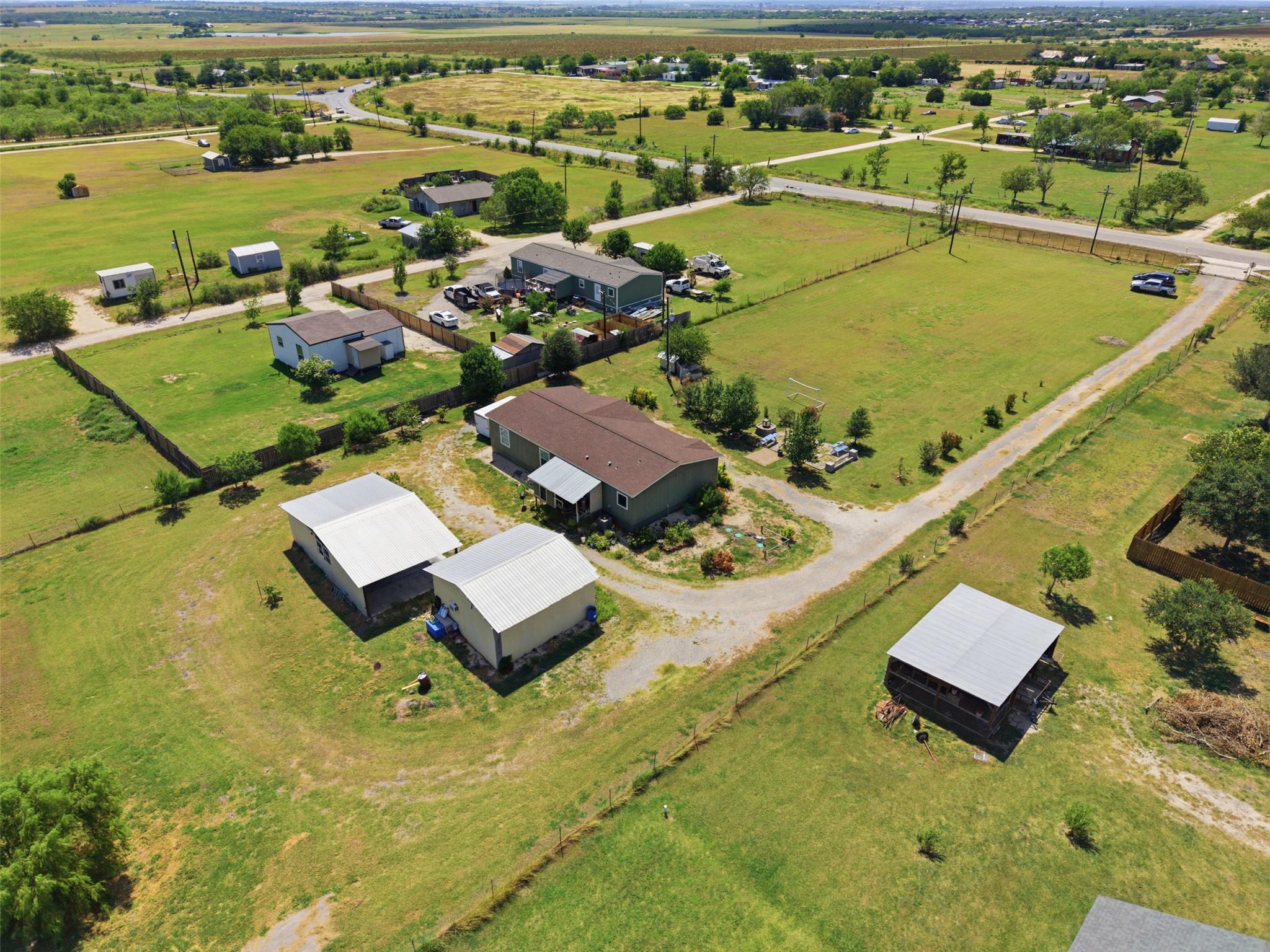 5904 Fm 621 None Property Photo 3