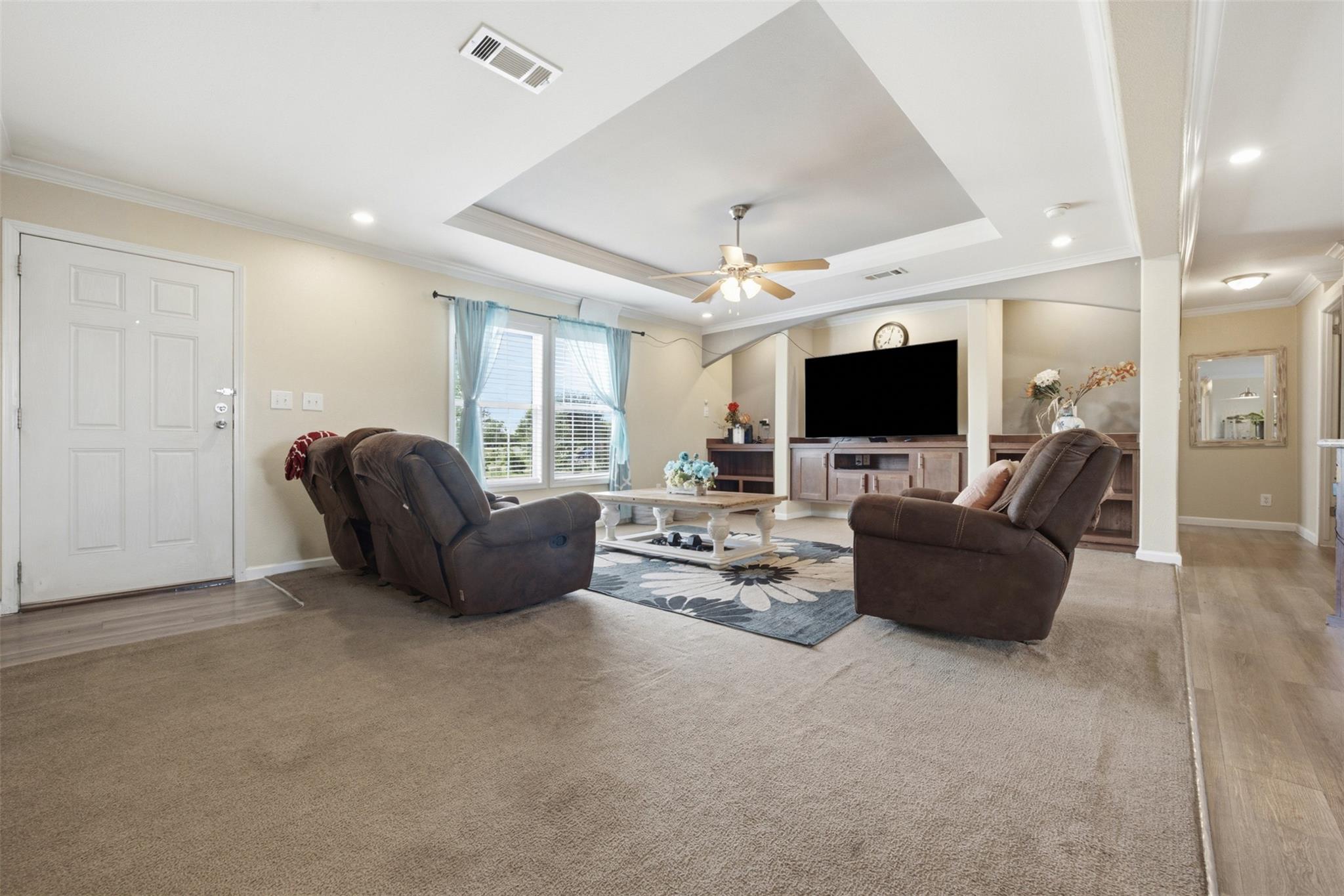 5904 Fm 621 None Property Photo 5