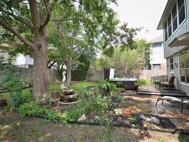 7508 Windrush Dr Property Photo 12