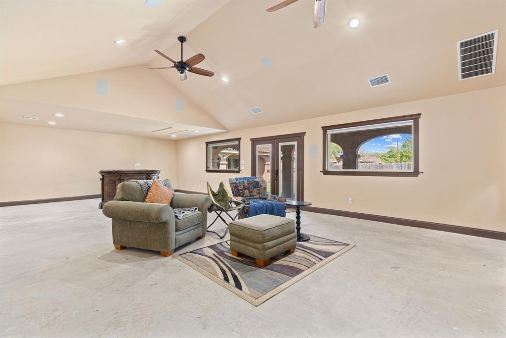 3 Woodland Loop Property Photo 32