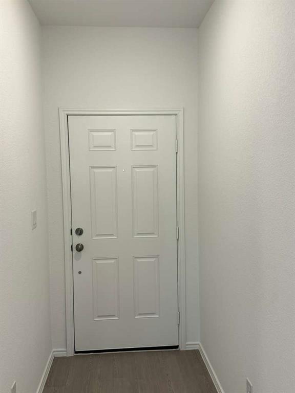 545 Sormonne Loop Property Photo 11