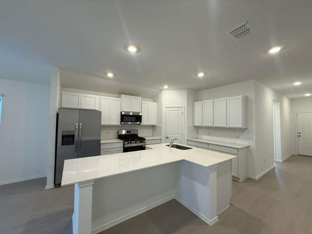 545 Sormonne Loop Property Photo 12
