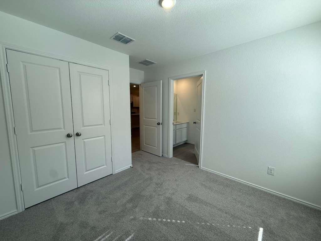 545 Sormonne Loop Property Photo 20