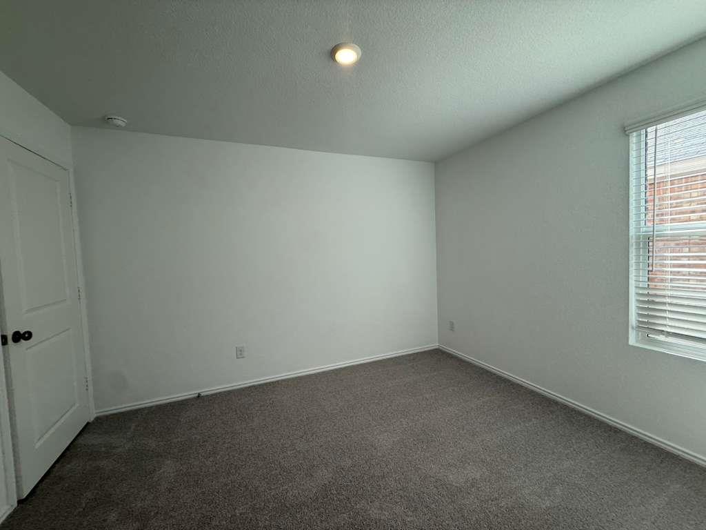 545 Sormonne Loop Property Photo 30