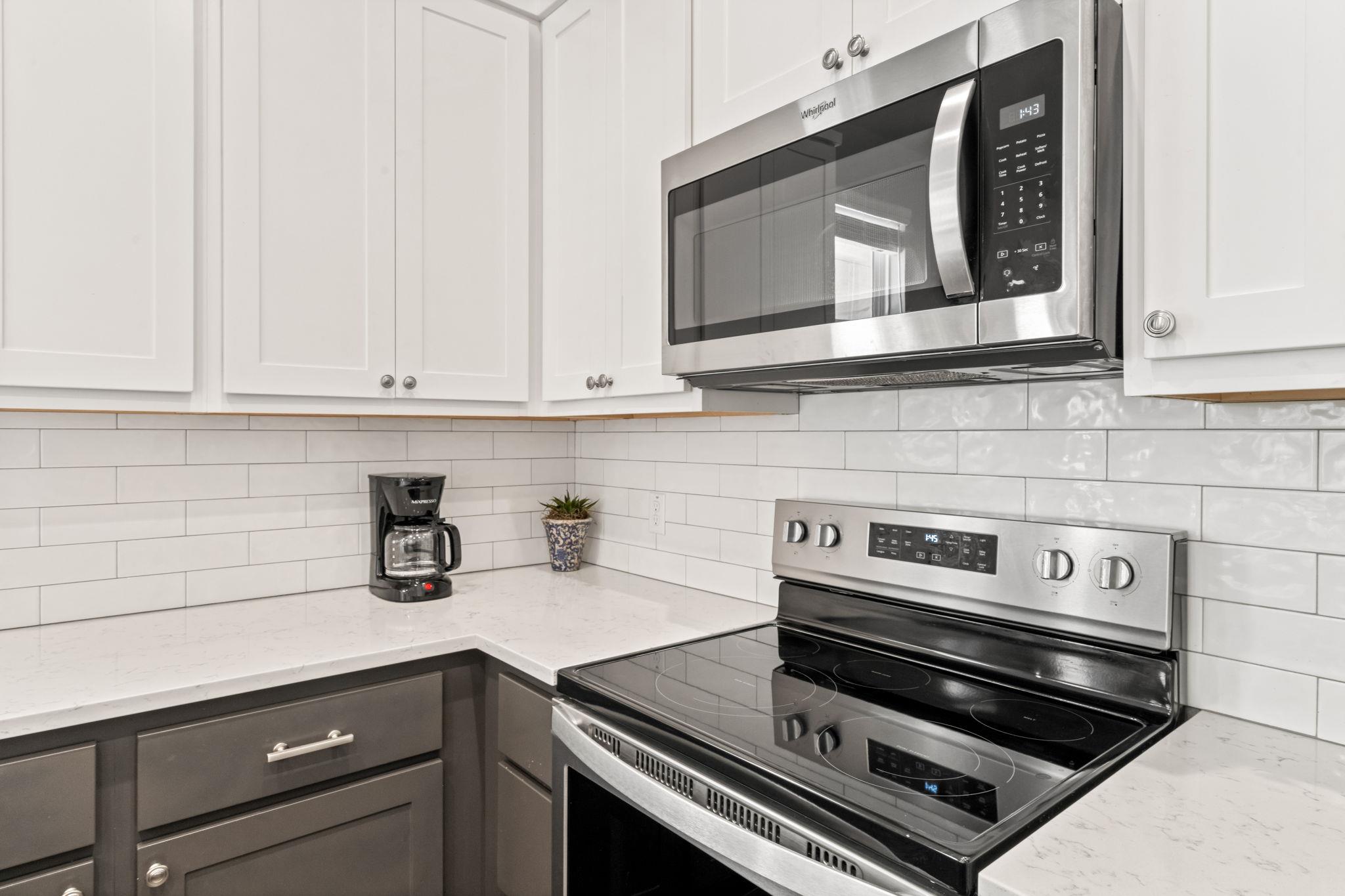 45 Woodacre Dr Property Photo 14