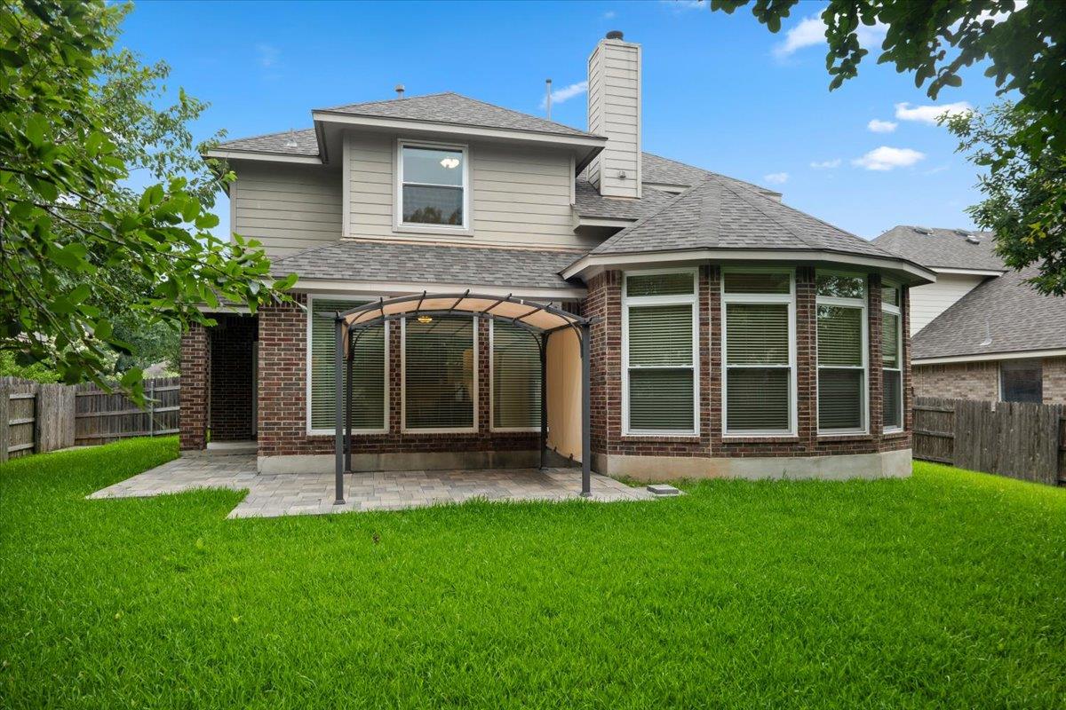 2304 Village View Loop Property Photo 5