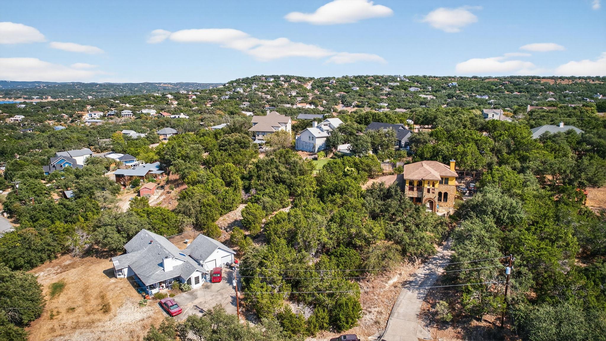22303 Briarcliff Dr Property Photo 4