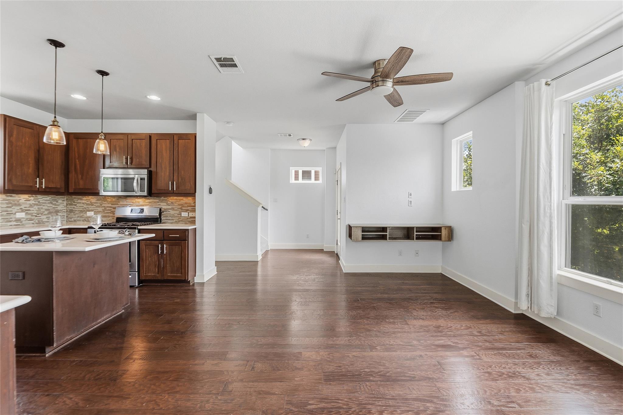 2605 Witsome #40 Loop Property Photo 8