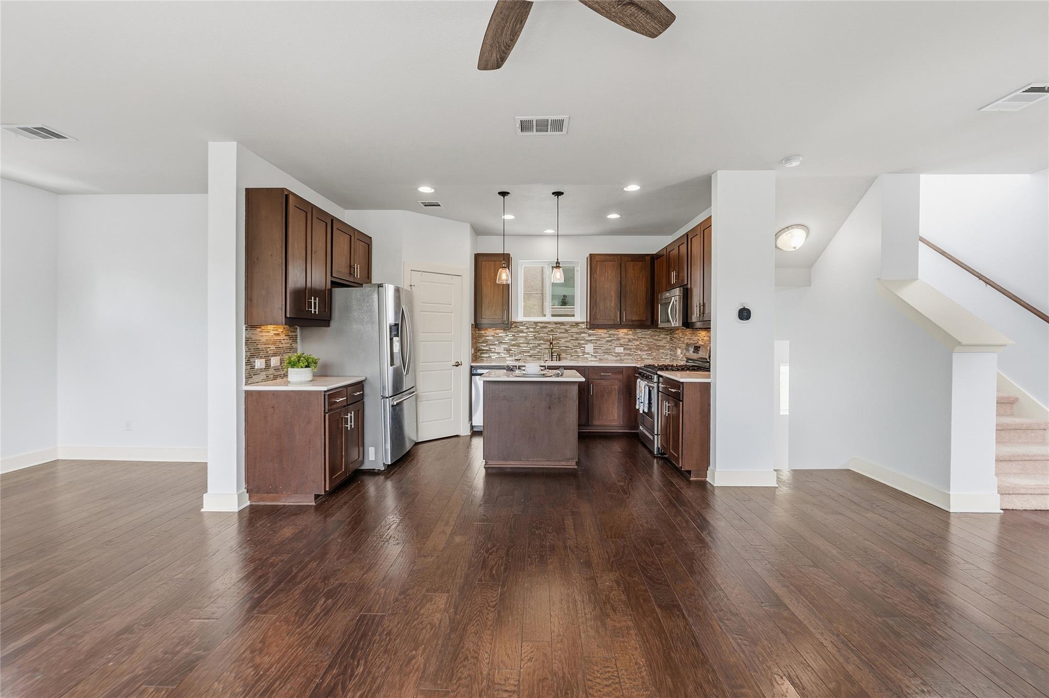 2605 Witsome #40 Loop Property Photo 11
