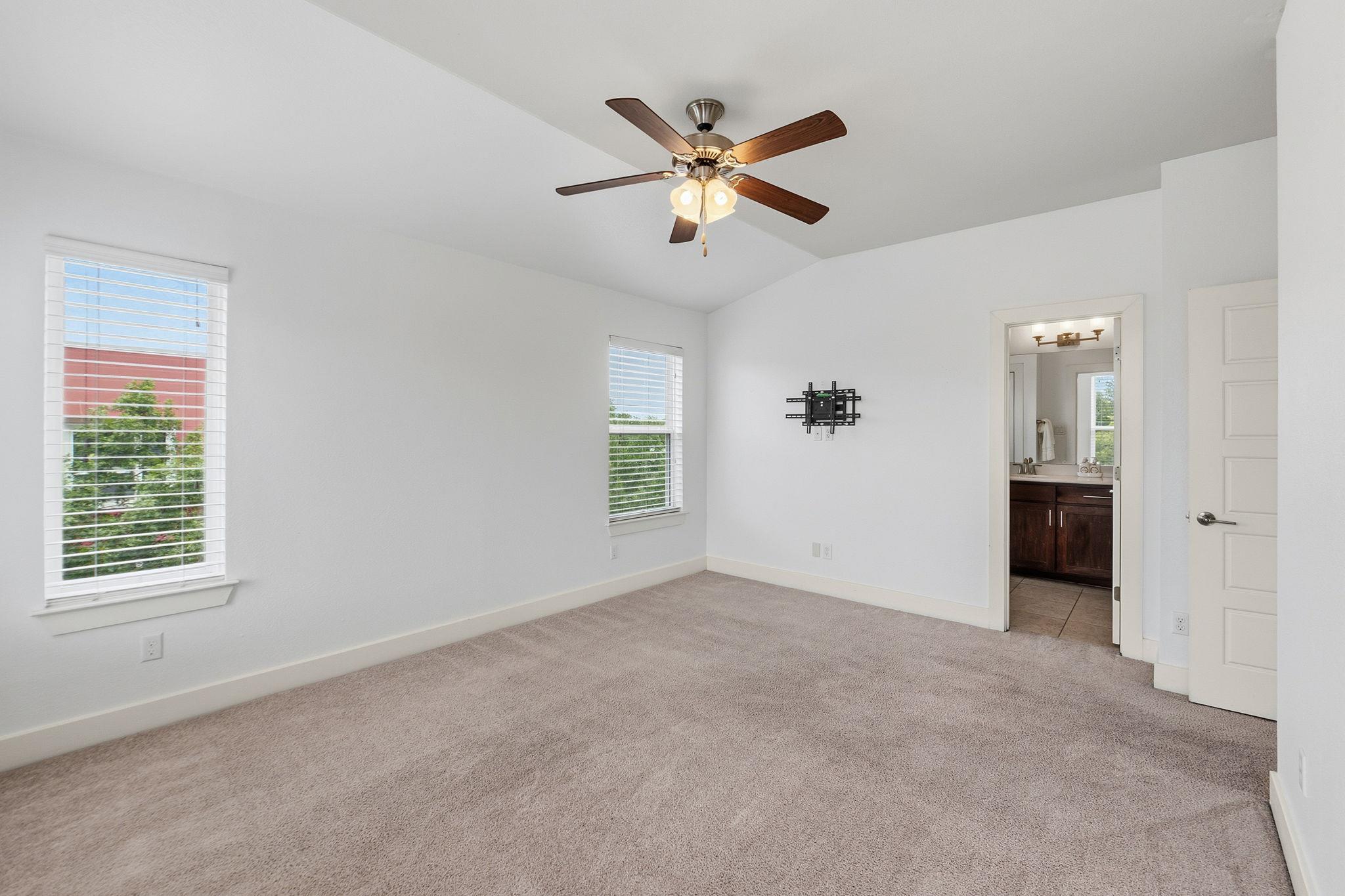 2605 Witsome #40 Loop Property Photo 30