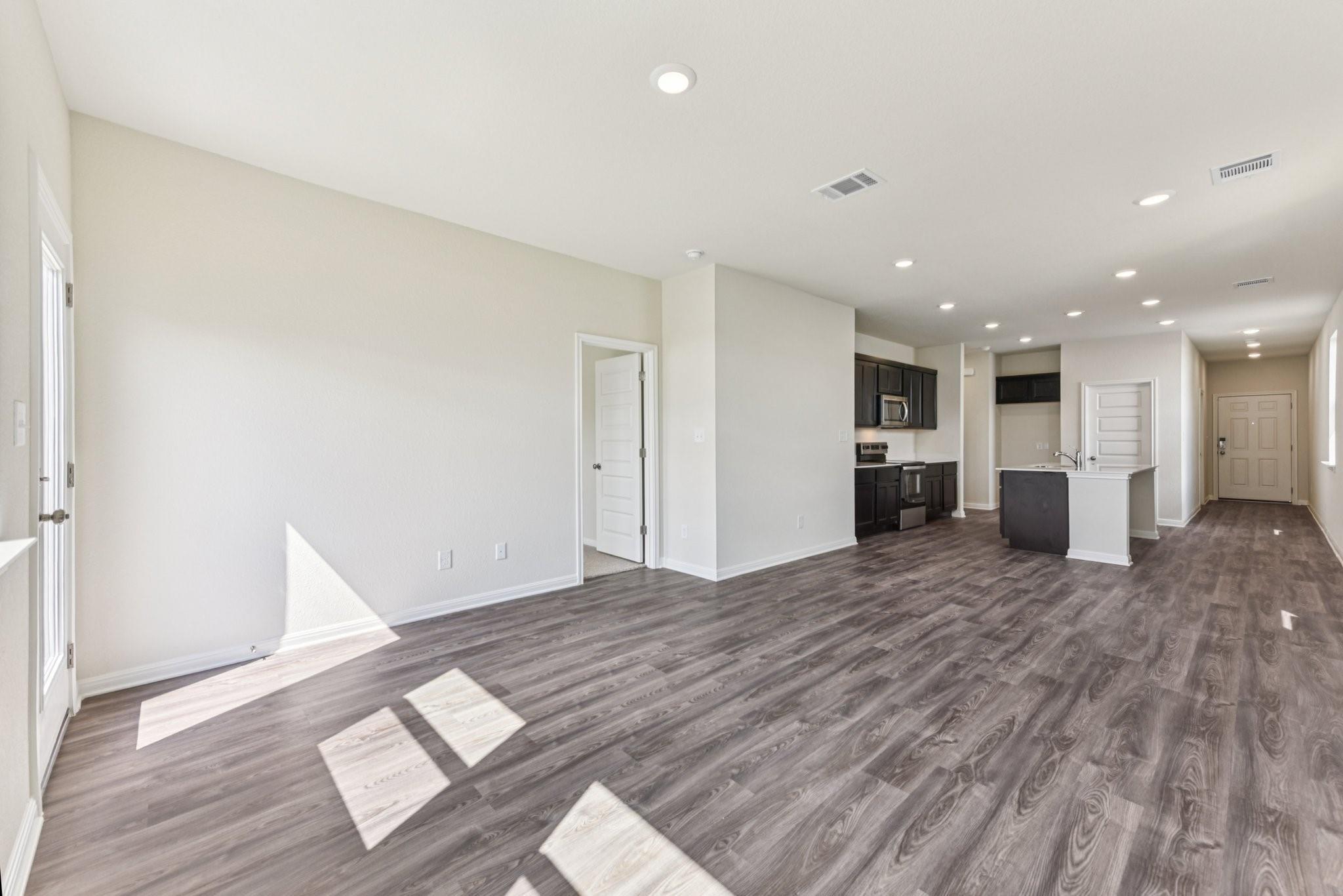 1132 Wild Leaf Way Property Photo 6