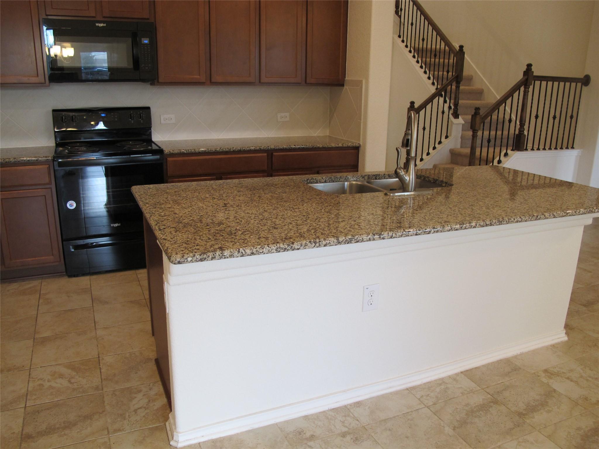 7820 Big Wind Way Property Photo 15