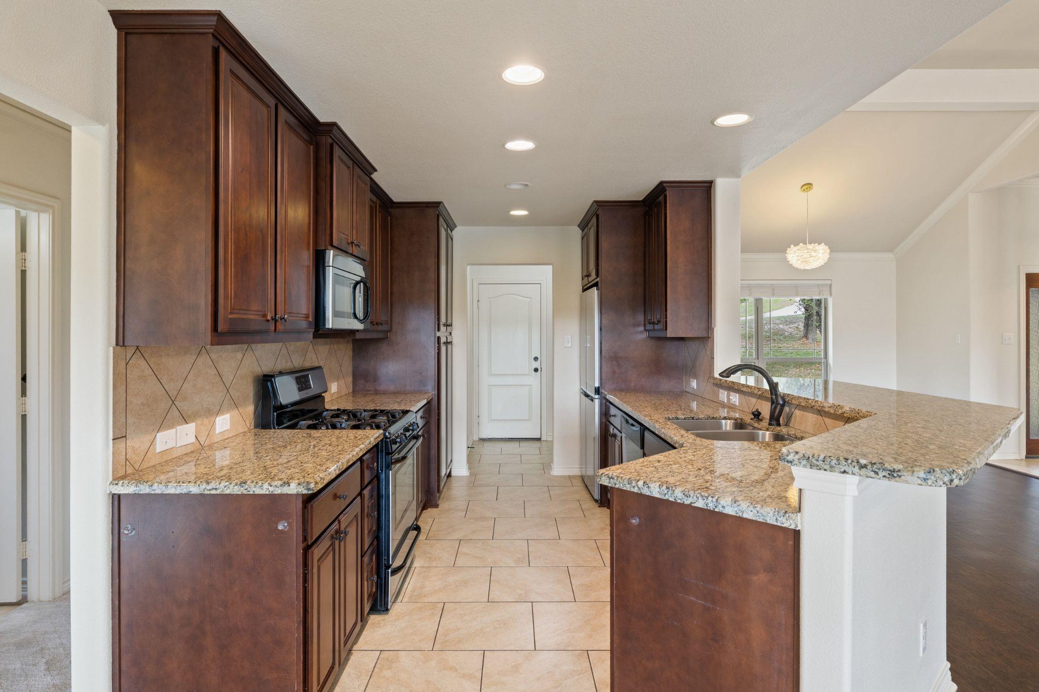 215 Maverick Cir Property Photo 15