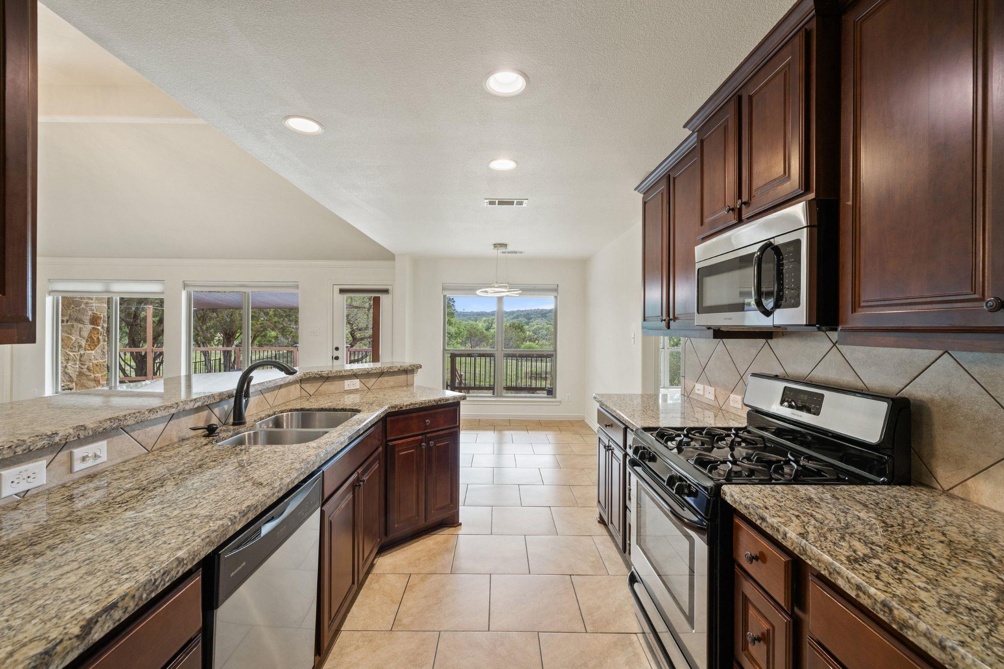 215 Maverick Cir Property Photo 17