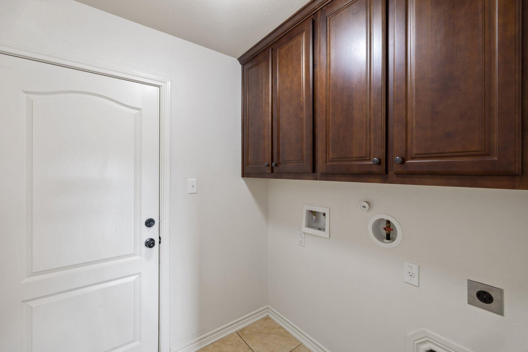 215 Maverick Cir Property Photo 19