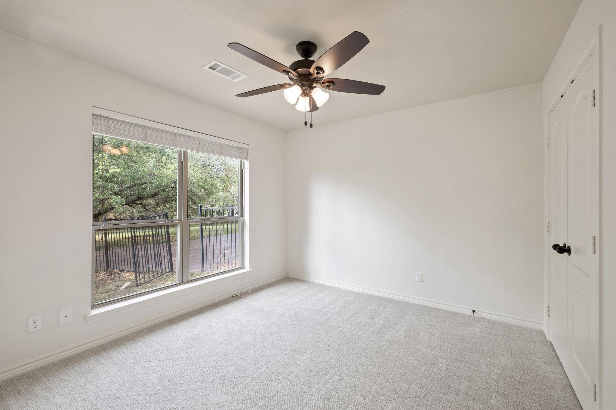 215 Maverick Cir Property Photo 26