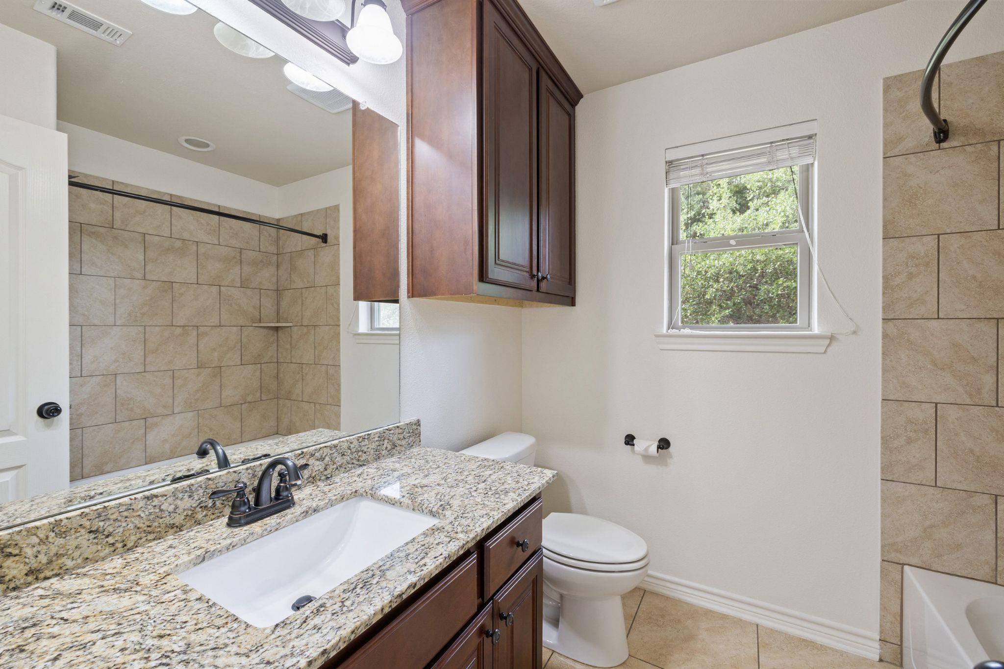 215 Maverick Cir Property Photo 27