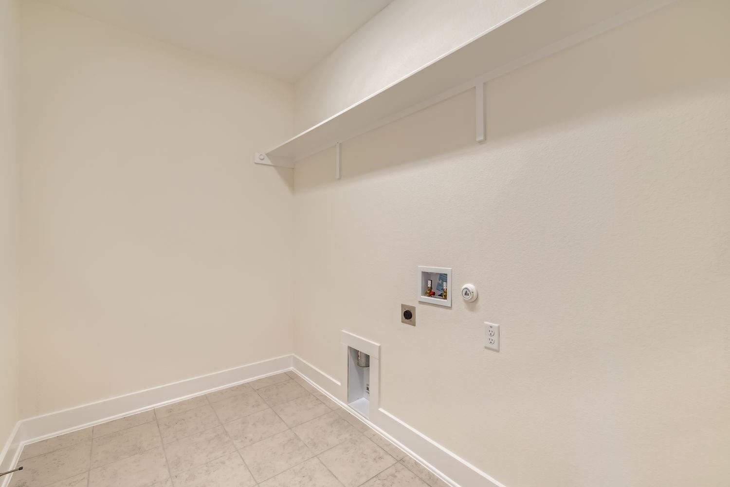 335 Chaste Tree Dr Property Photo 23