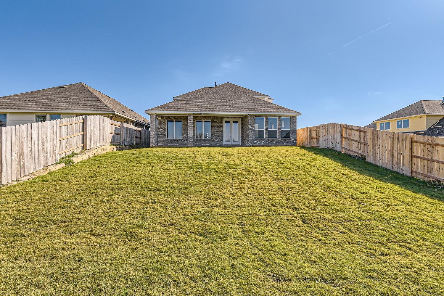 335 Chaste Tree Dr Property Photo 28