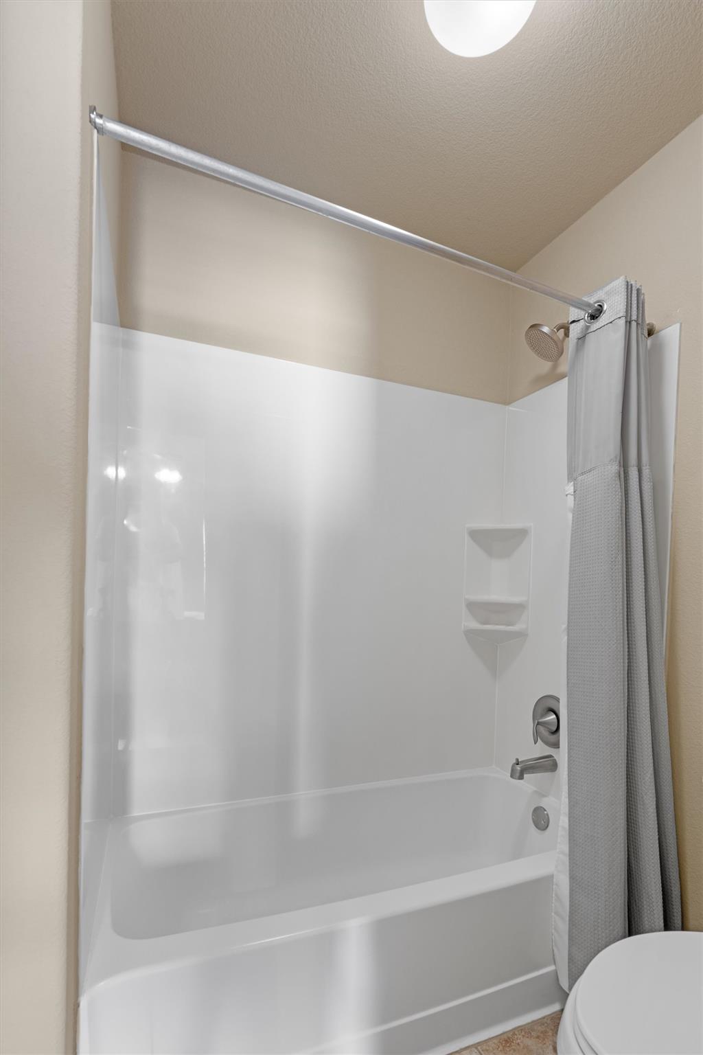 4514 Wandering Vine Trl Property Photo 21