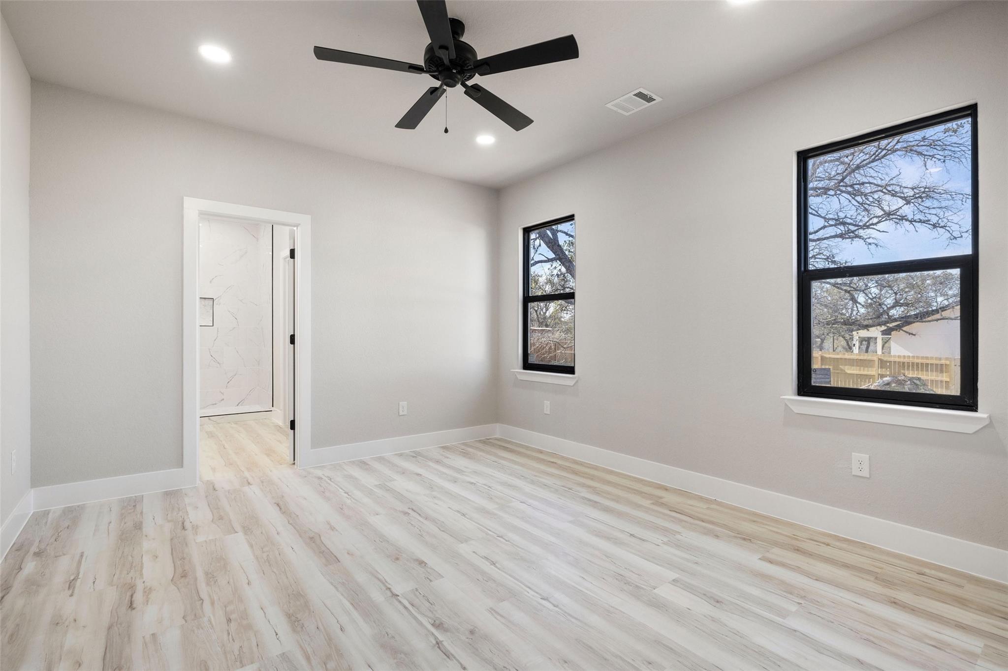 106 Autumn Sage Trl Property Photo 16