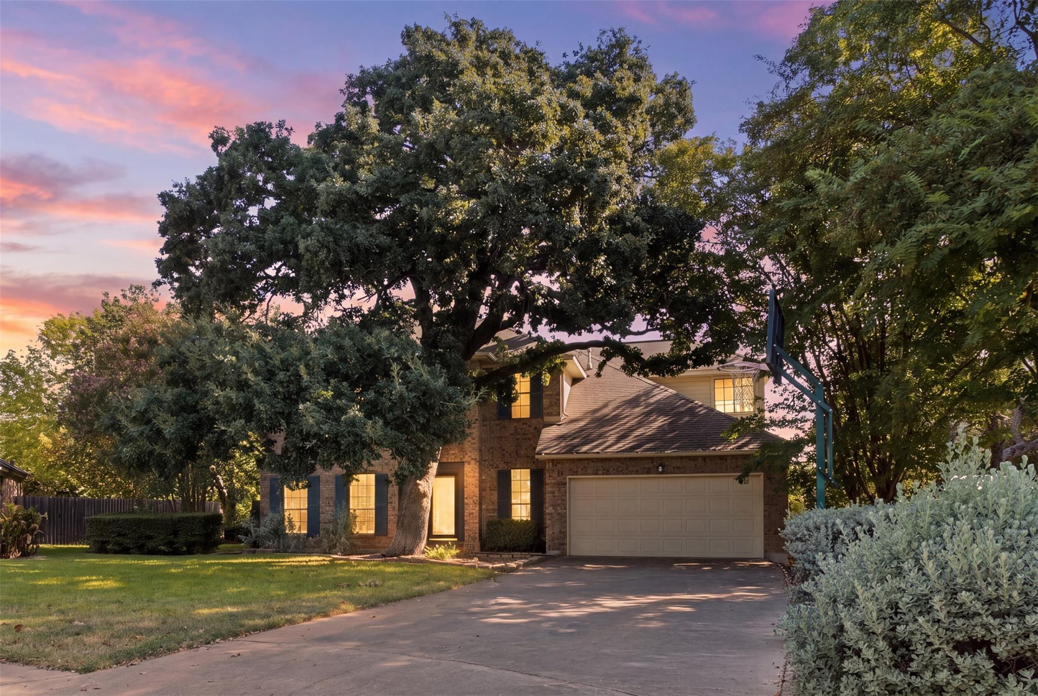 1221 Thistle Trl Property Photo 1