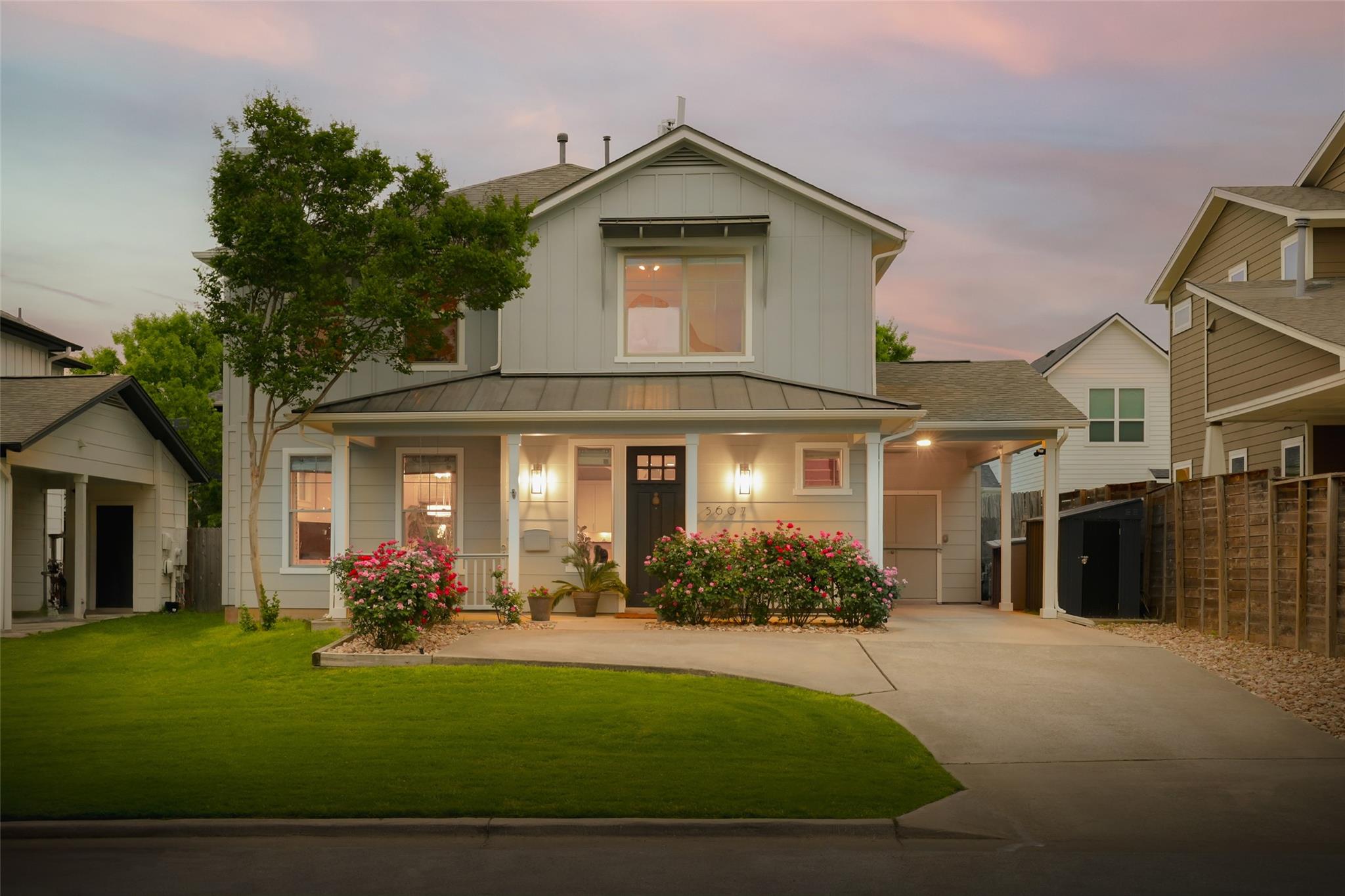 5607 Roosevelt Ave Property Photo