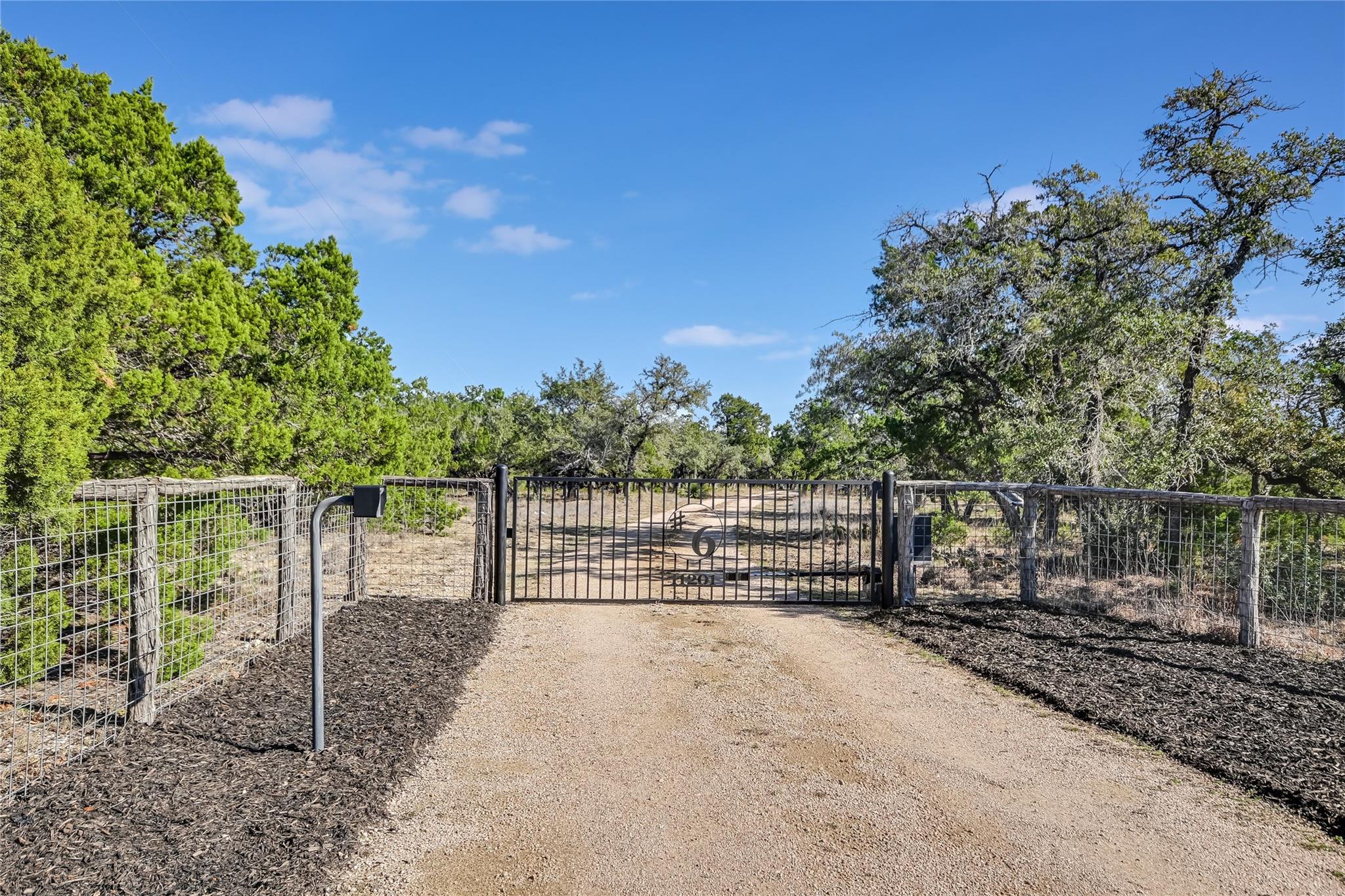 11201 Bonham Ranch Rd 6 And 8 Property Photo 2
