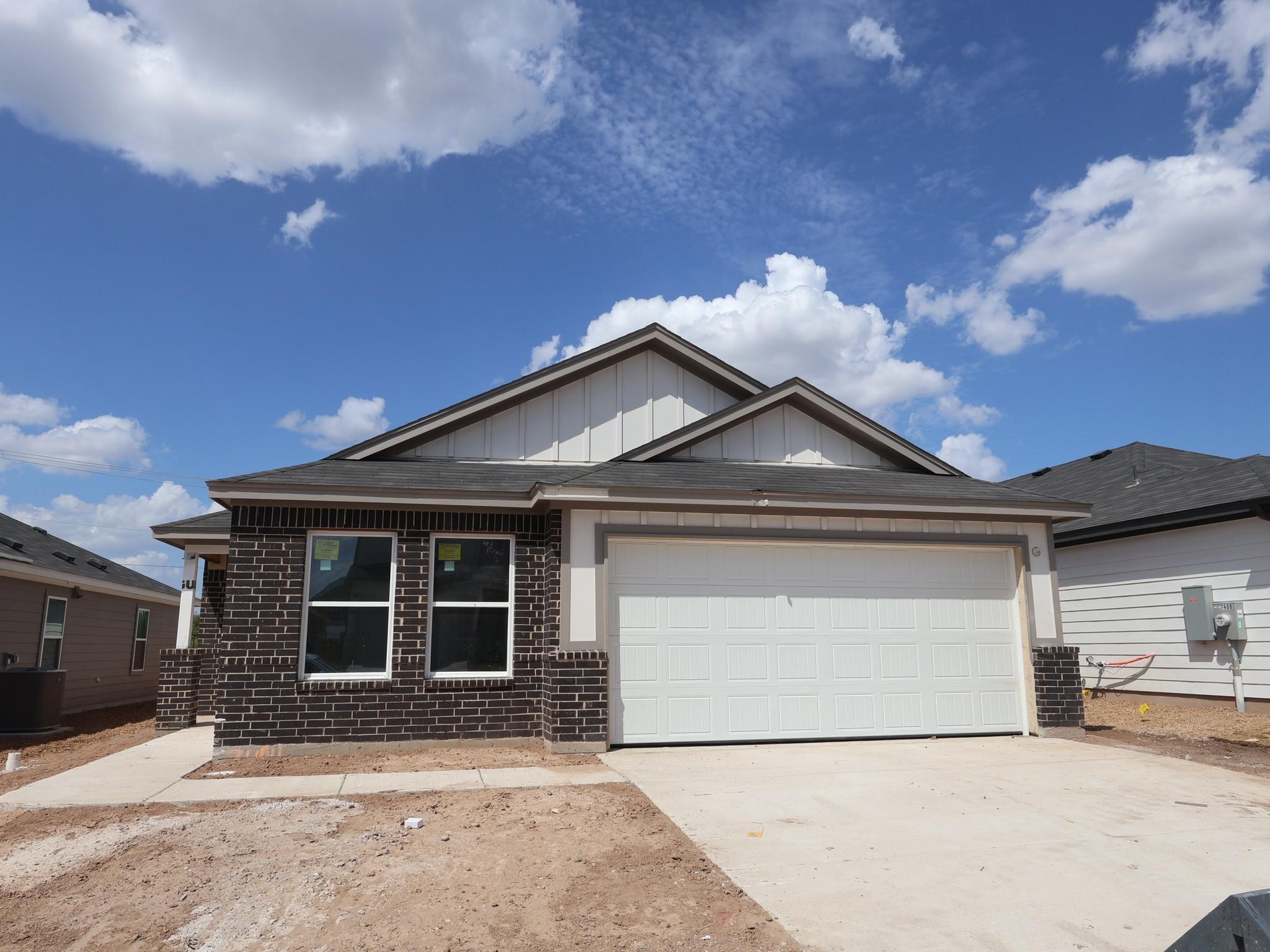 7404 Pullman Cv Property Photo 1