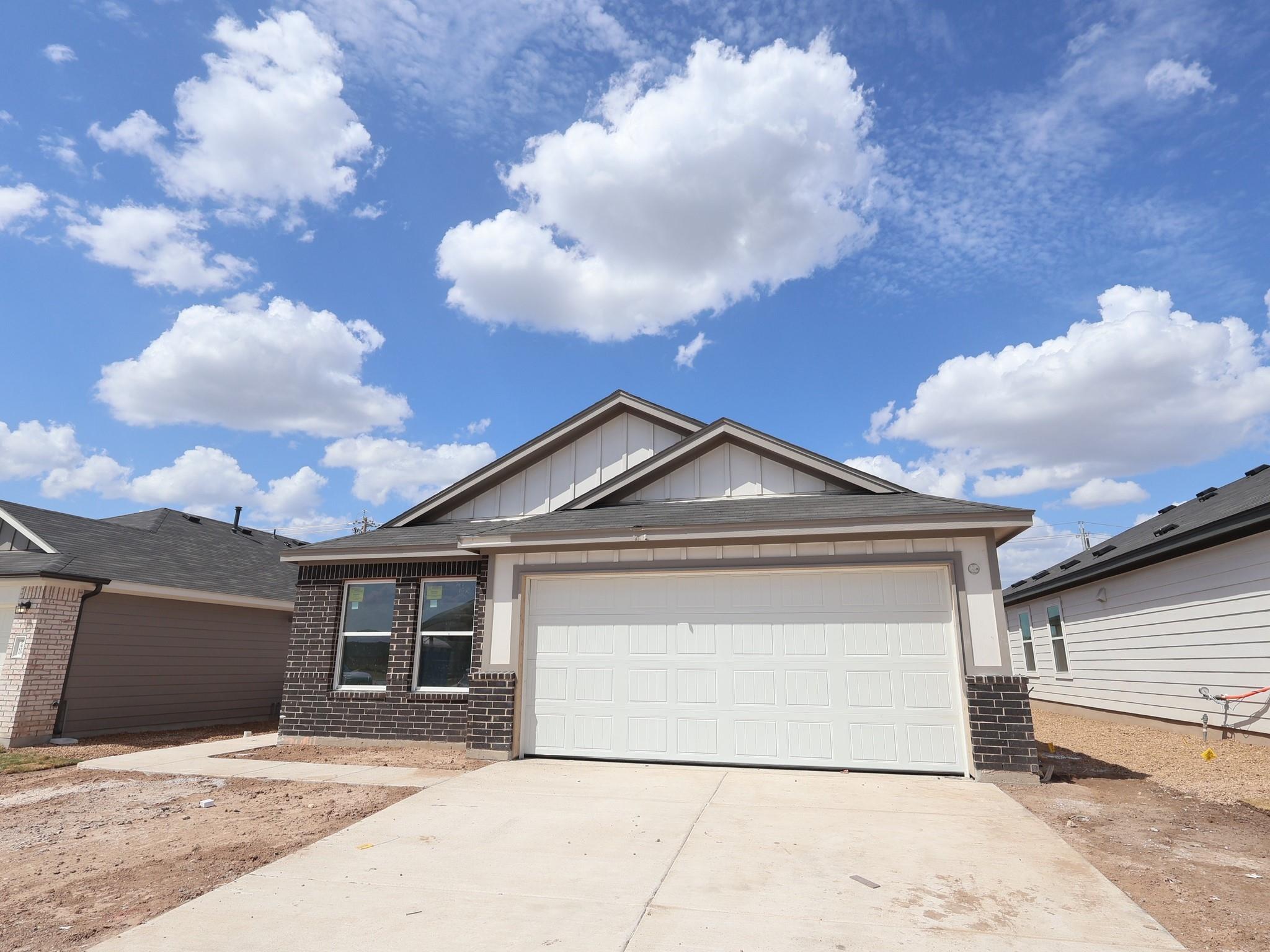 7404 Pullman Cv Property Photo 3