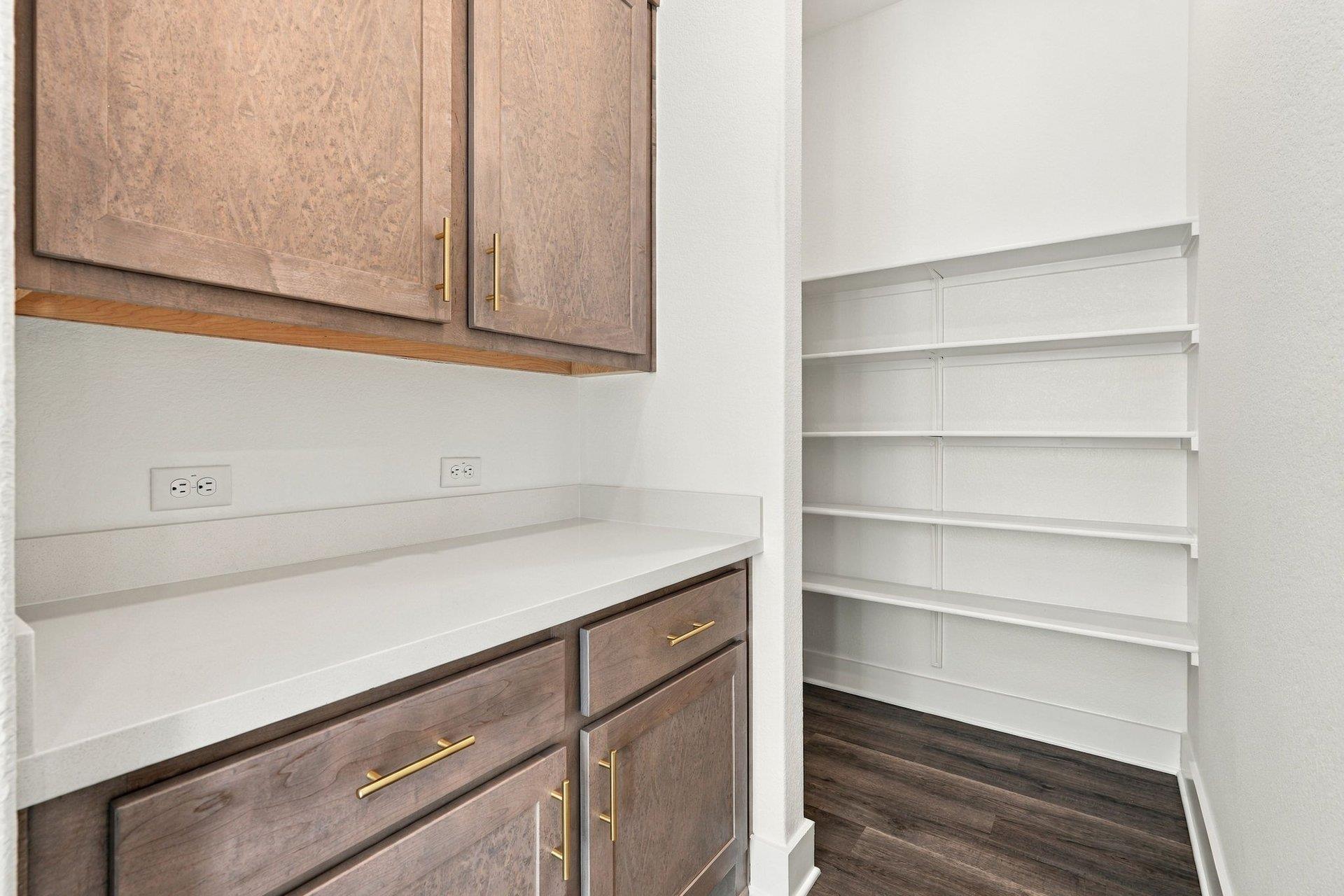 1432 Jolie Rose Bnd Property Photo 10