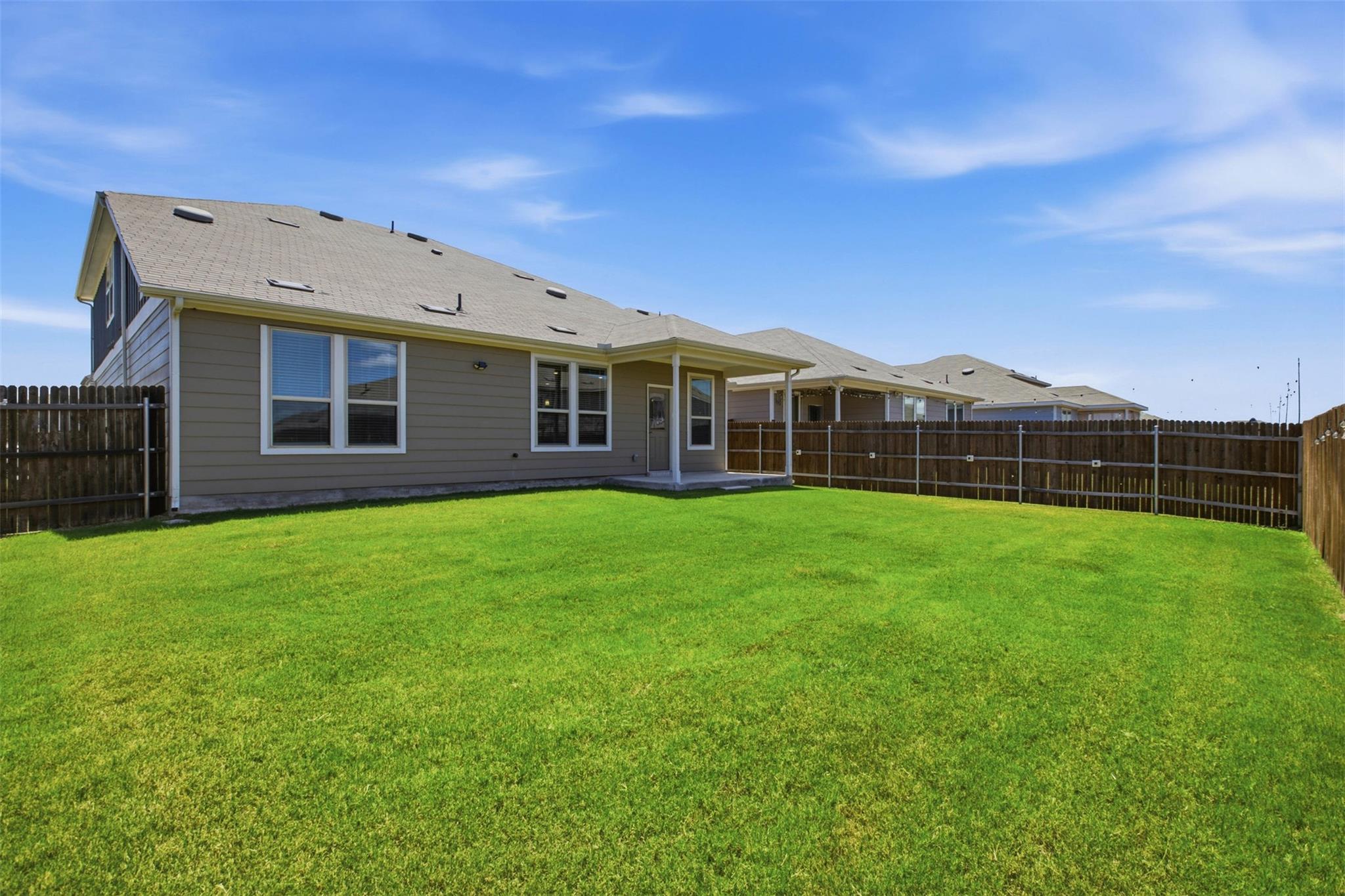 136 Purple Sandpiper Ln Property Photo 35