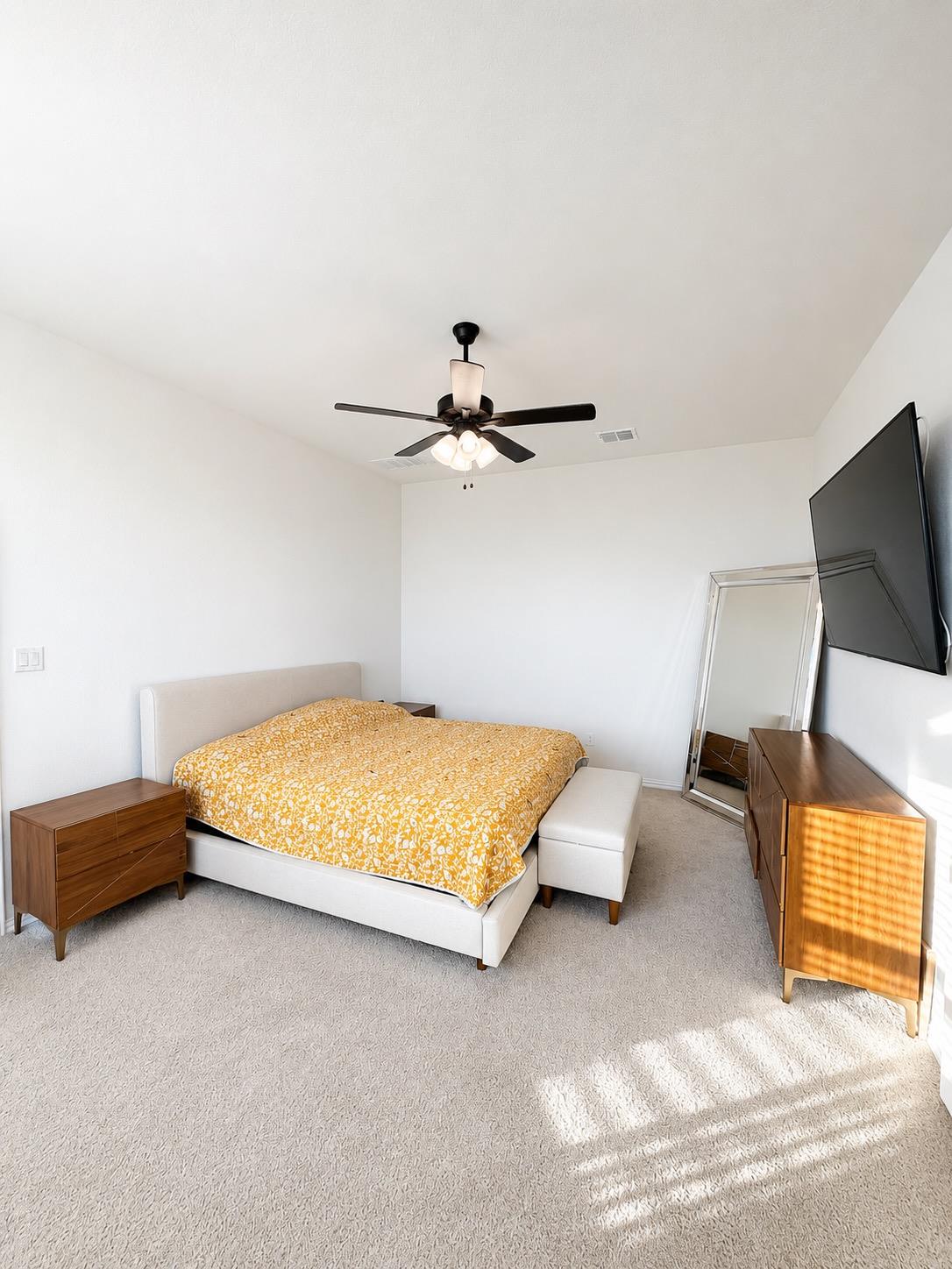 384 Biscayne Bay Bnd Property Photo 7