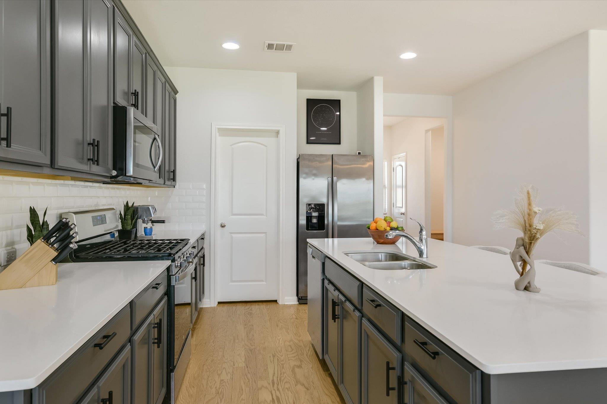12216 Texana Trl Property Photo 8