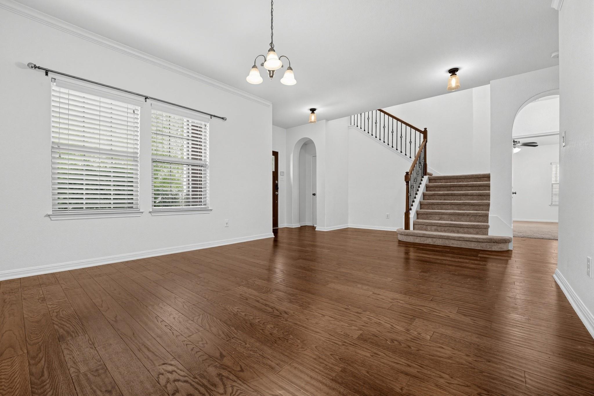 311 Sycamore St Property Photo 2
