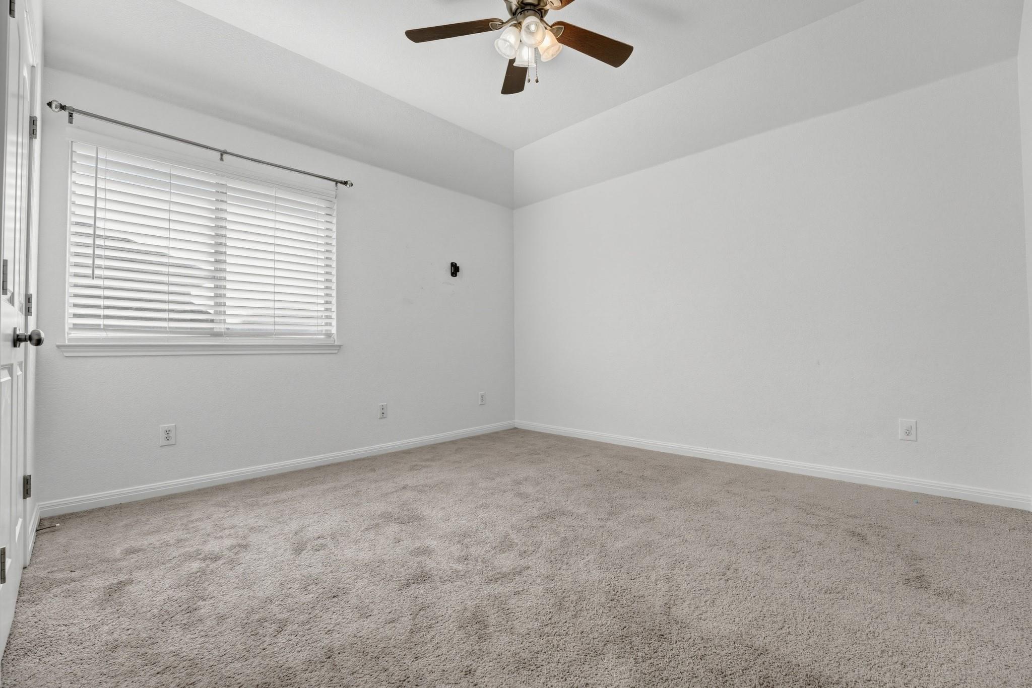 311 Sycamore St Property Photo 11