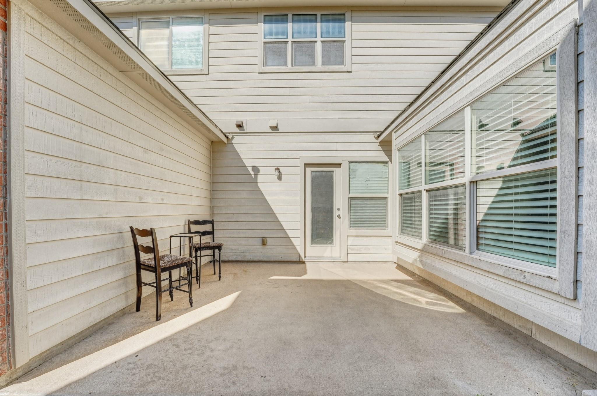 311 Sycamore St Property Photo 20