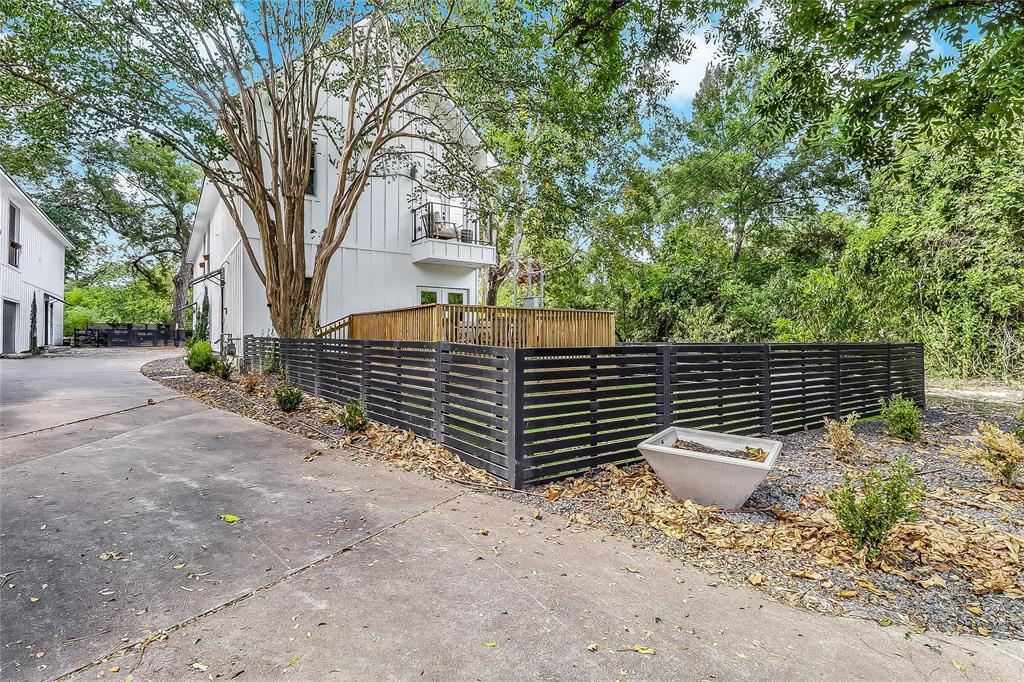 1109 W Annie St Property Photo 20