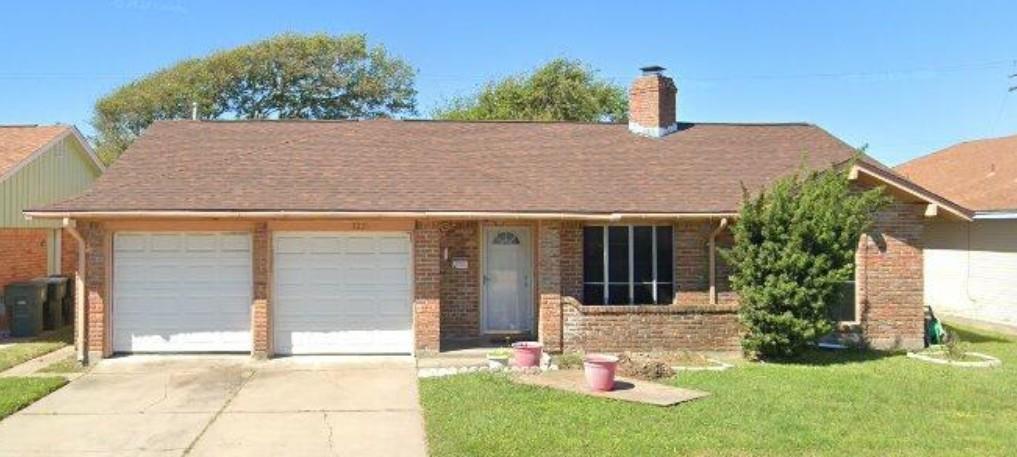 3221 Pine St Property Photo 2