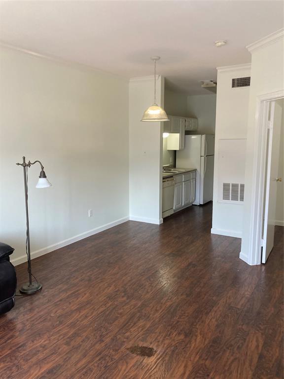 12166 Metric Blvd #208 Property Photo 2