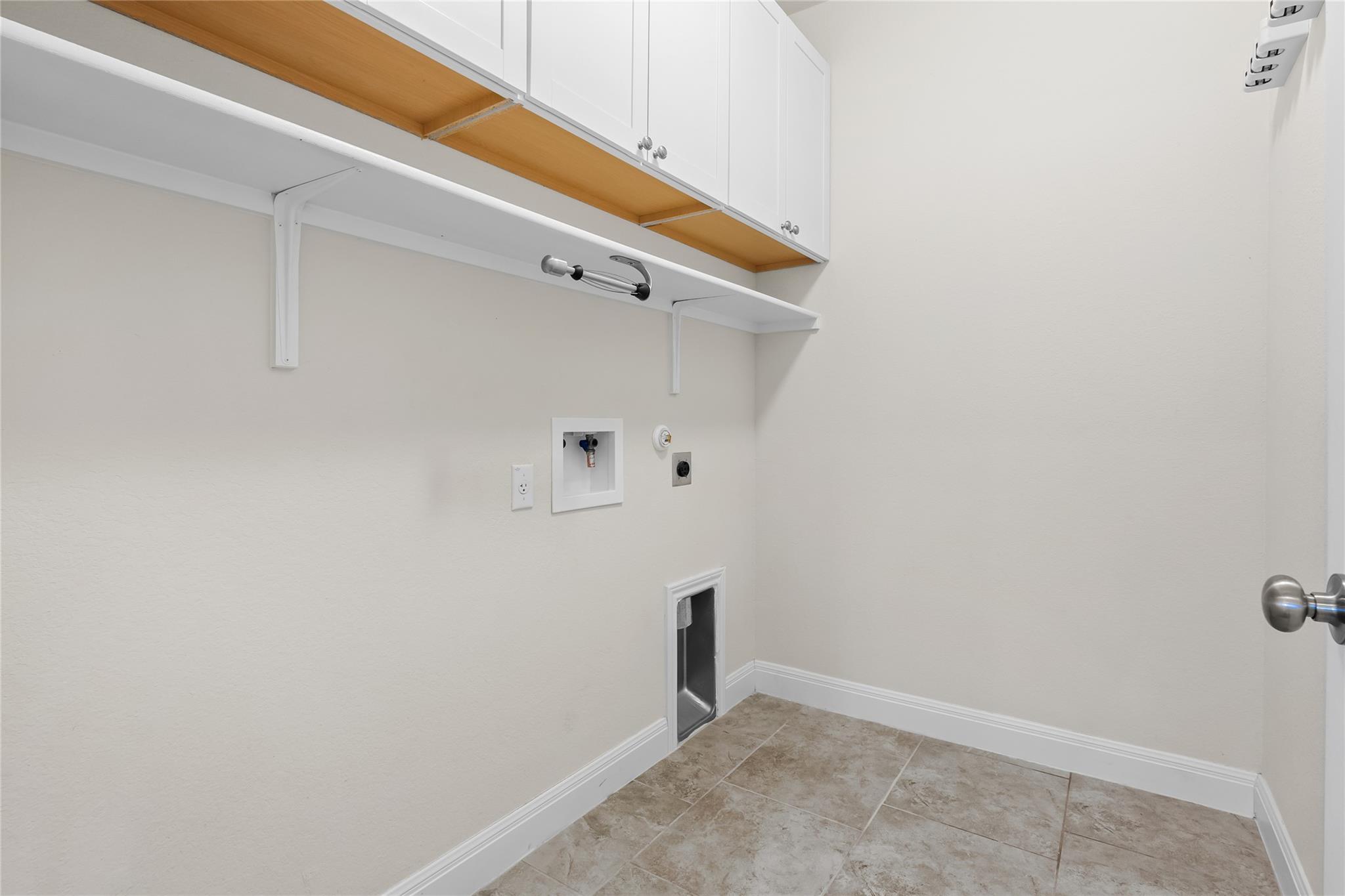 160 Andele Way Property Photo 32
