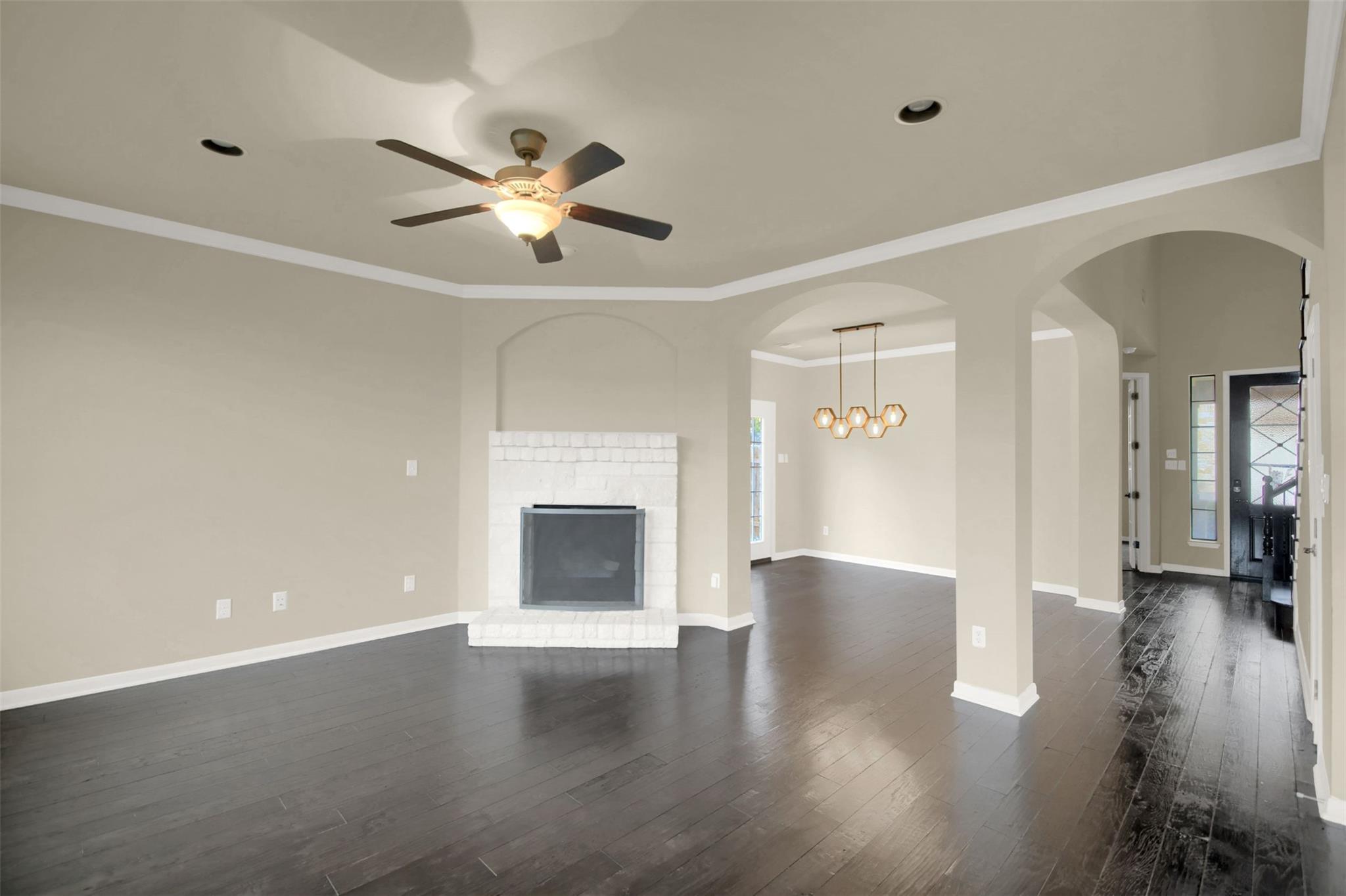 6921 Barstow Ct Property Photo 8